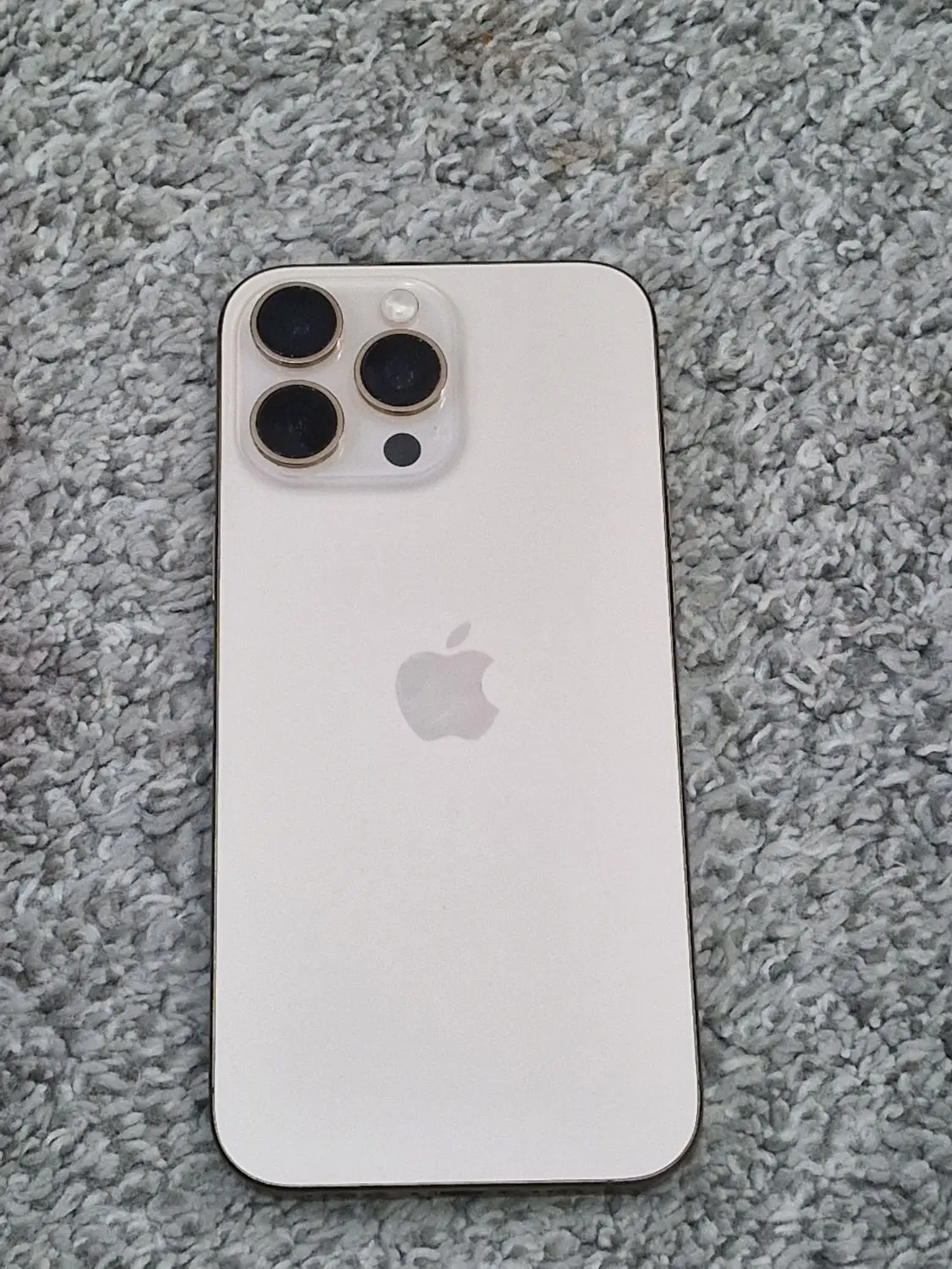 Iphone 16 pro max|موبایل|قم, زنبیل آباد|دیوار