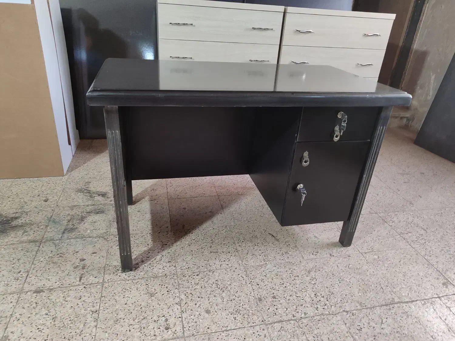 میز چوبی|مبلمان اداری|مشهد, شهرک امام سجاد|دیوار