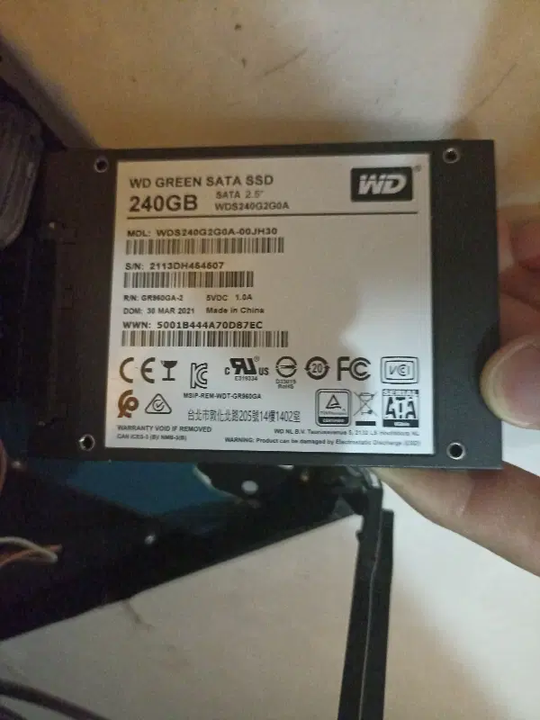 SSD WD 240gb|قطعات و لوازم جانبی رایانه|اسلام‌شهر, شهرک واوان|دیوار