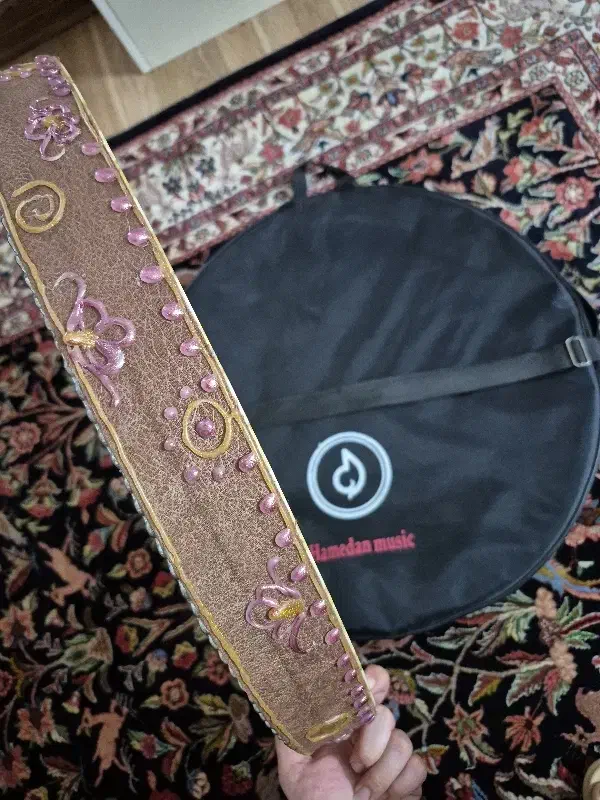 دف و کاور|سازهای سنتی|همدان, |دیوار