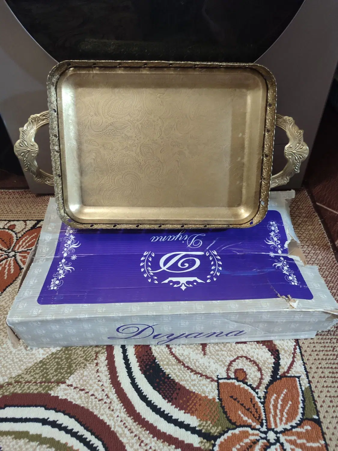 سینی|ظروف سرو و پذیرایی|بروجرد, |دیوار