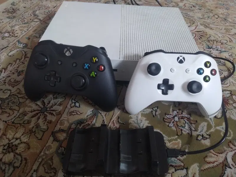XBOX one S|کنسول، بازی ویدئویی و آنلاین|تهران, بازار آهن|دیوار