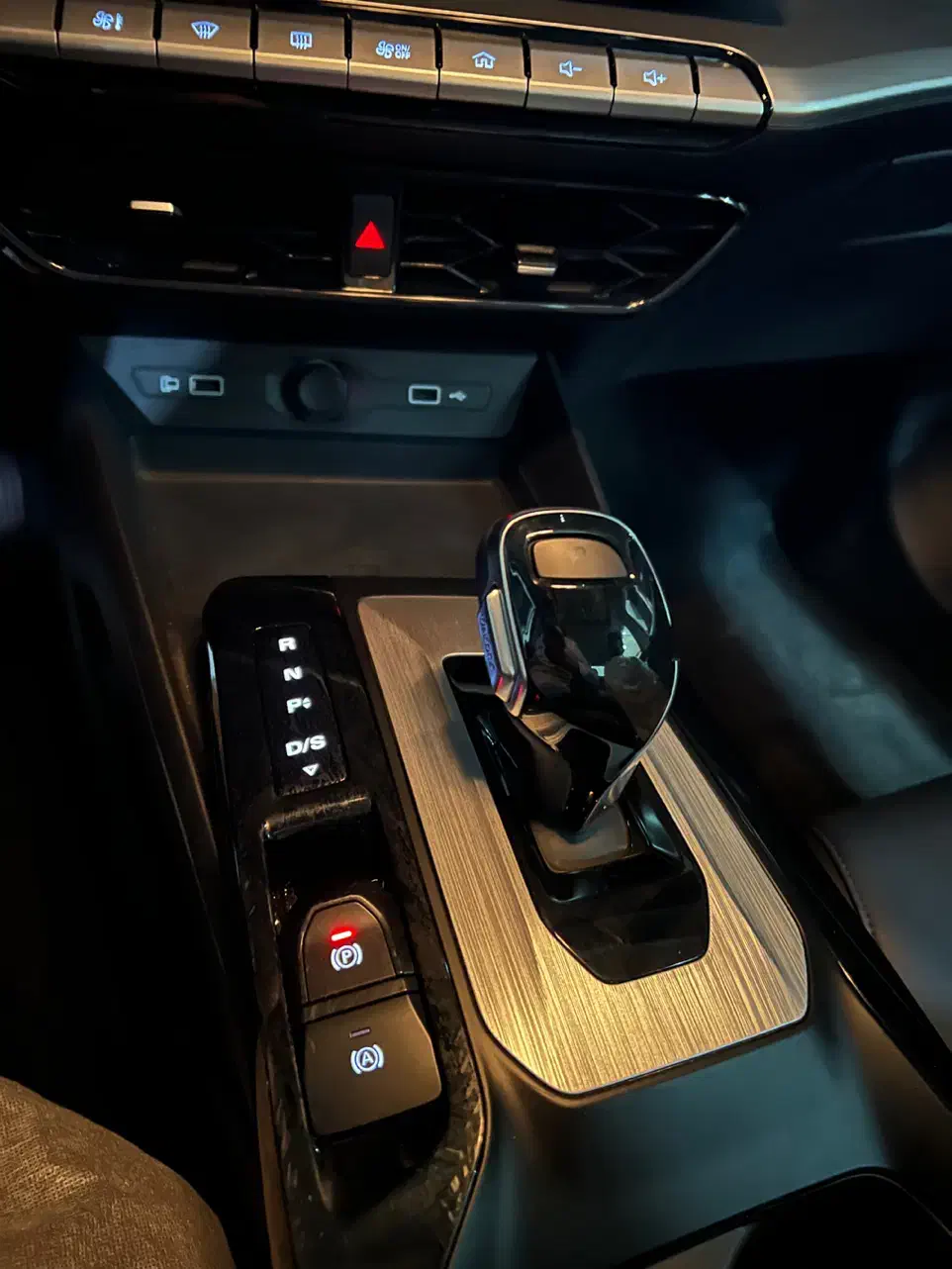 MG GT|خودرو سواری و وانت|اهواز, کیان اباد|دیوار