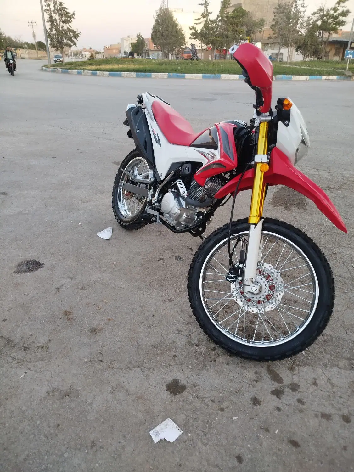 تریل ۲۰۰|موتورسیکلت|شیروان (خراسان), |دیوار