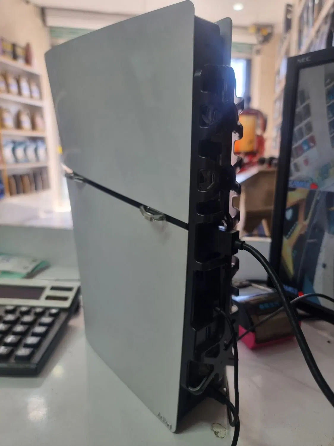ps5 slim|کنسول، بازی ویدئویی و آنلاین|صدرا-فارس, فاز ۱|دیوار