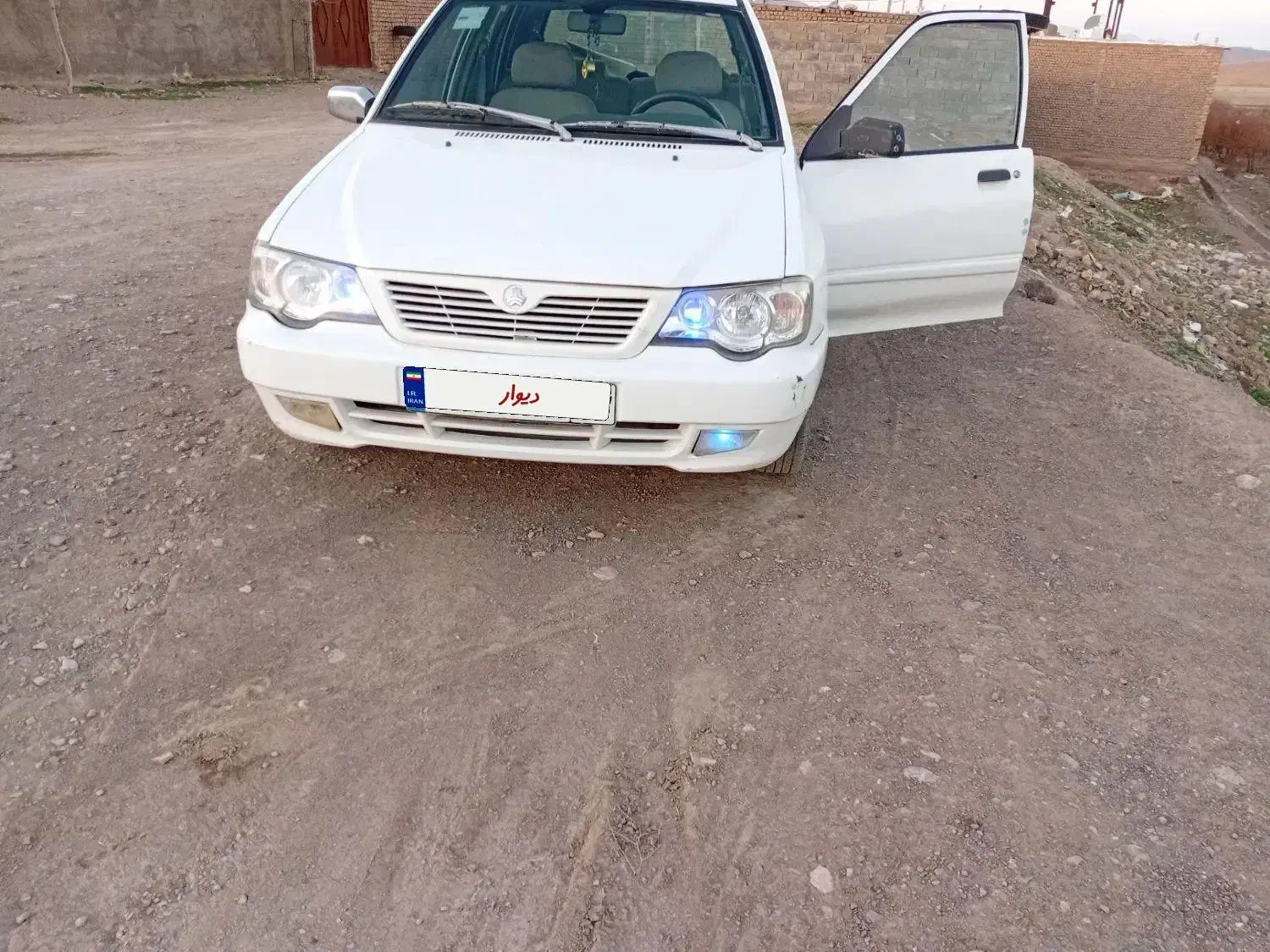 111مدل ۹۶|خودرو سواری و وانت|قائن, |دیوار