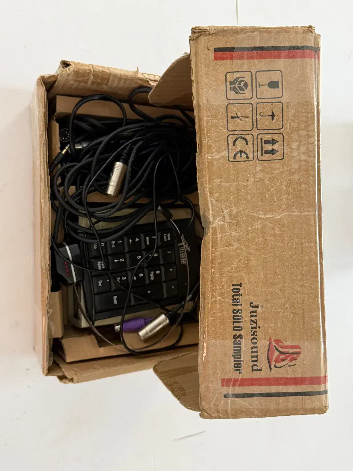 جوزی ساند ۱ juzisound1|گیتار، بیس، امپلیفایر|چالوس, |دیوار