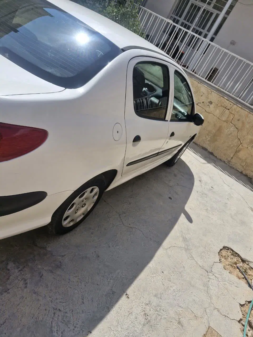 206 cd|خودرو سواری و وانت|اصفهان, باغ زرشک|دیوار