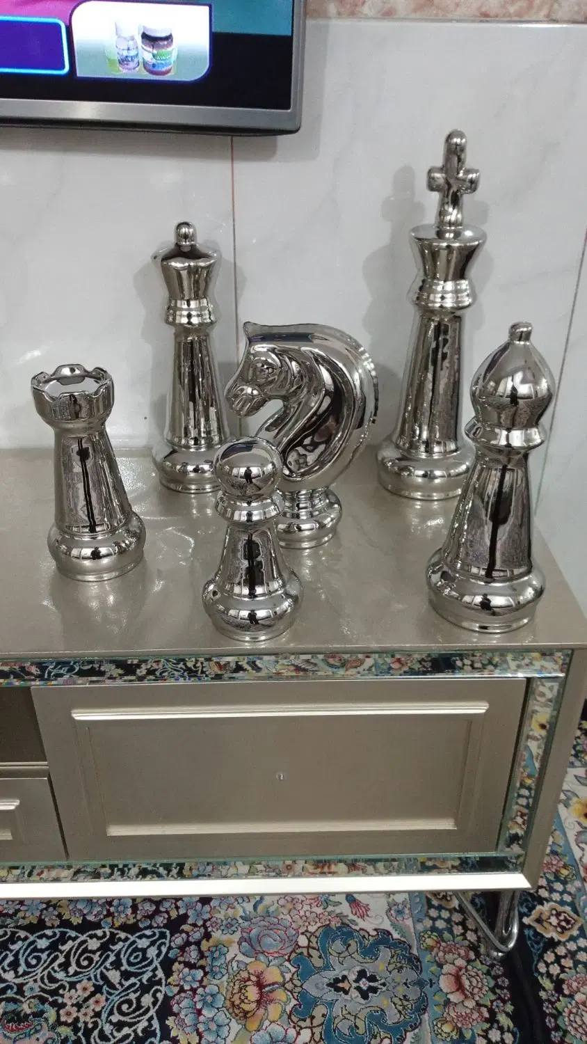 مجسمه|مجسمه، تندیس، ماکت|قم, نیروگاه|دیوار