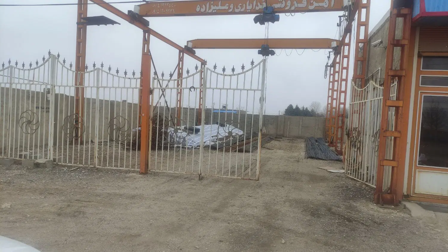 جرثقیل|ماشینآلات صنعتی|میاندوآب, |دیوار