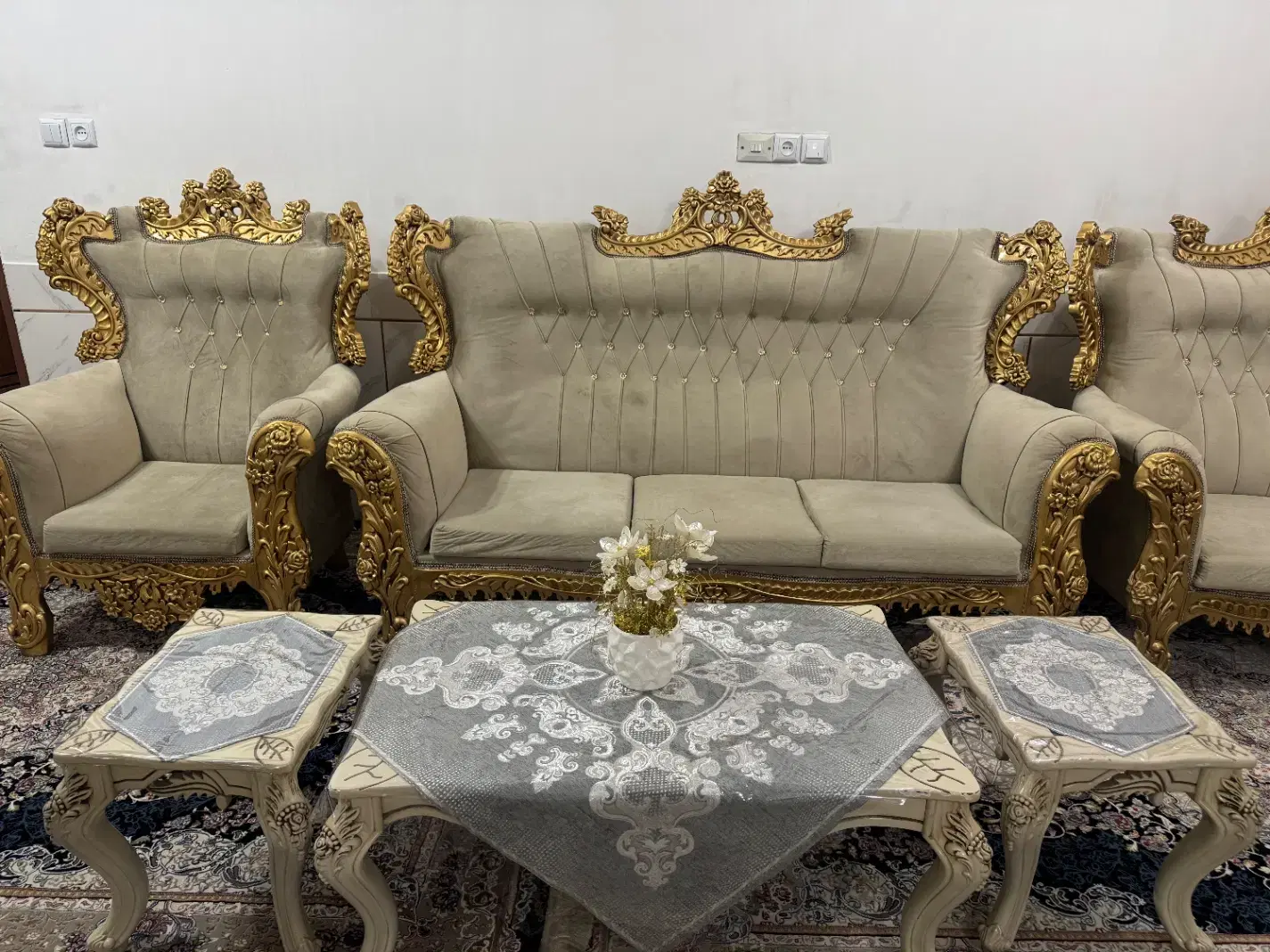 مبل|مبلمان خانگی و میز عسلی|زیباشهر, |دیوار