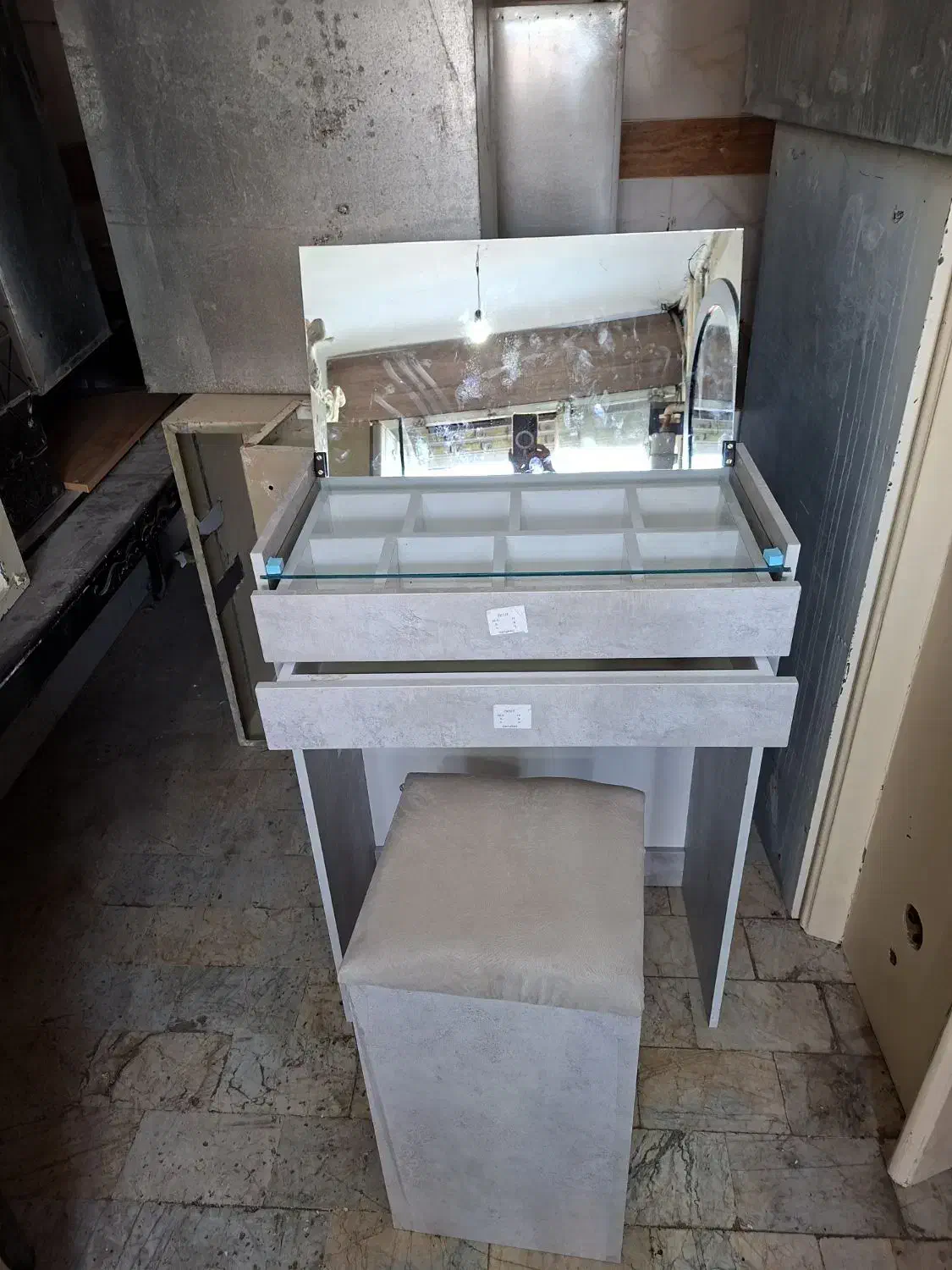 میز آرایشی|جاکفشی، کمد، دراور|گرگان, |دیوار