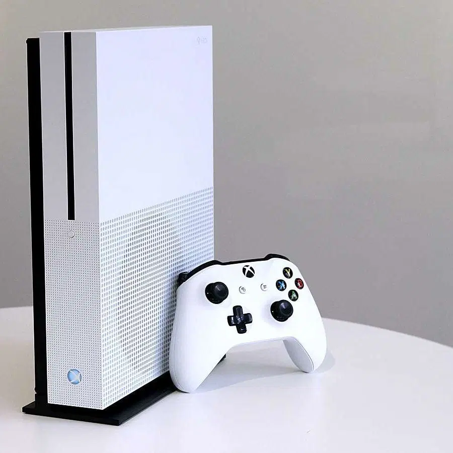 X Box ONE S|کنسول، بازی ویدئویی و آنلاین|نجف‌آباد, مولوی شمالی|دیوار