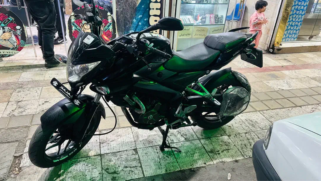 Ns200|موتورسیکلت|تهران, شهرک ولیعصر جنوبی|دیوار