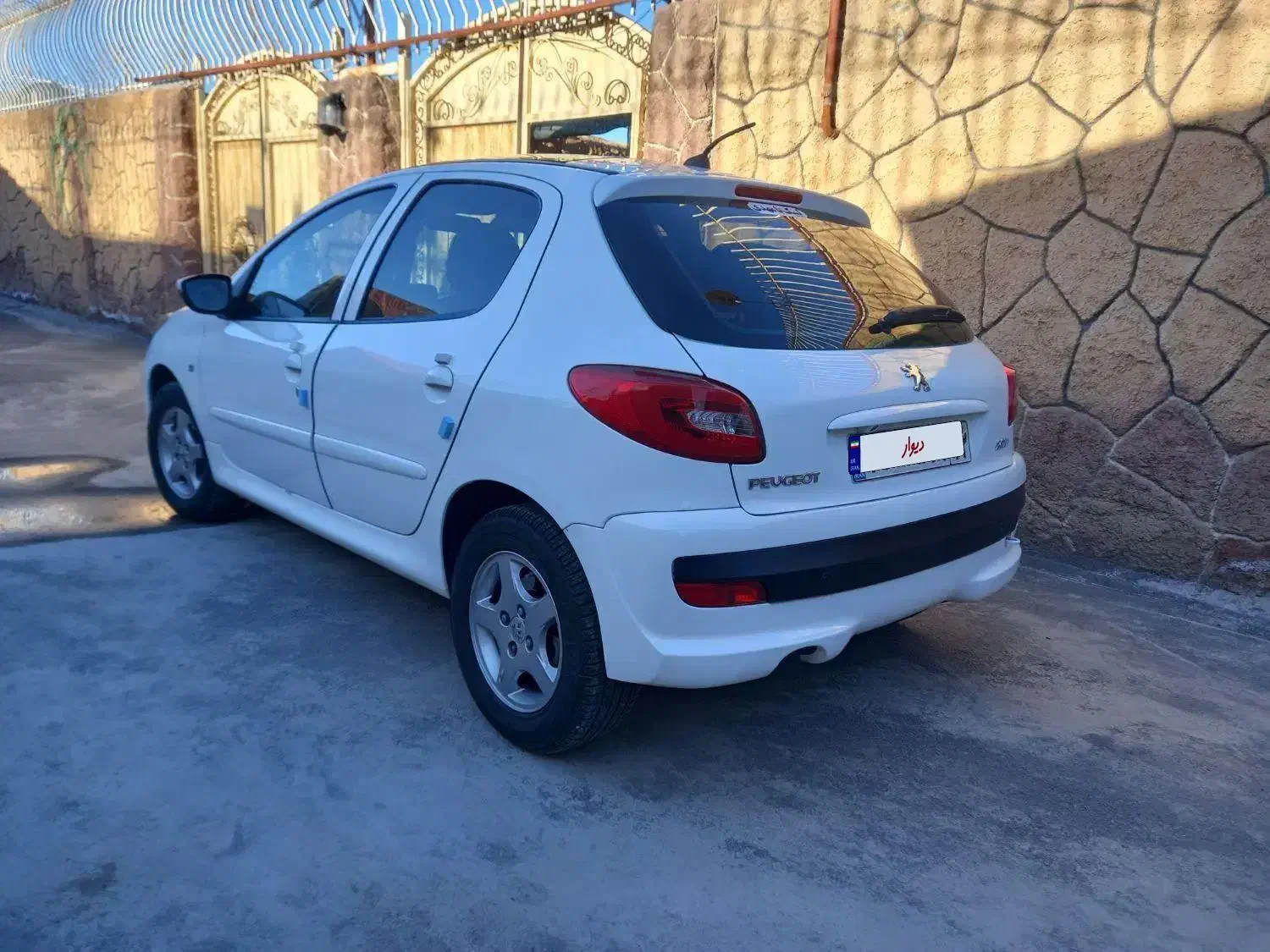 ماشین ۲۰۷|خودرو سواری و وانت|مشهد, شهید بهشتی|دیوار