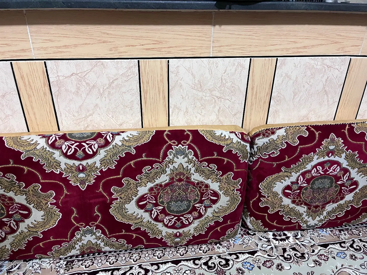 پشتی|پشتی|مسجد سلیمان, |دیوار