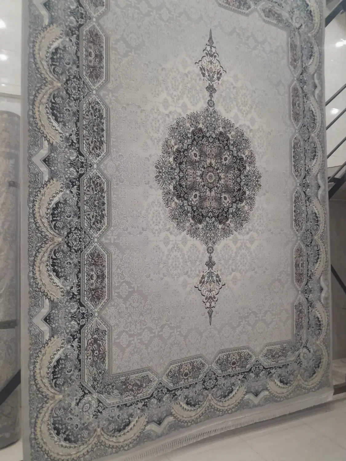 گالری فرش|فرش|بروجرد, |دیوار