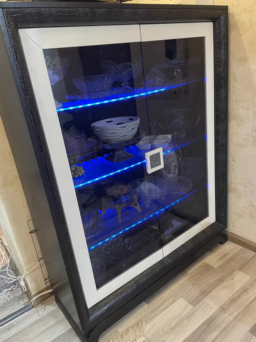 بوفه|بوفه، ویترین، کنسول|رشت, گلسار|دیوار