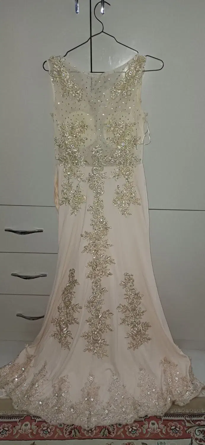 لباس|لباس|نیشابور, شهرک ولیعصر|دیوار