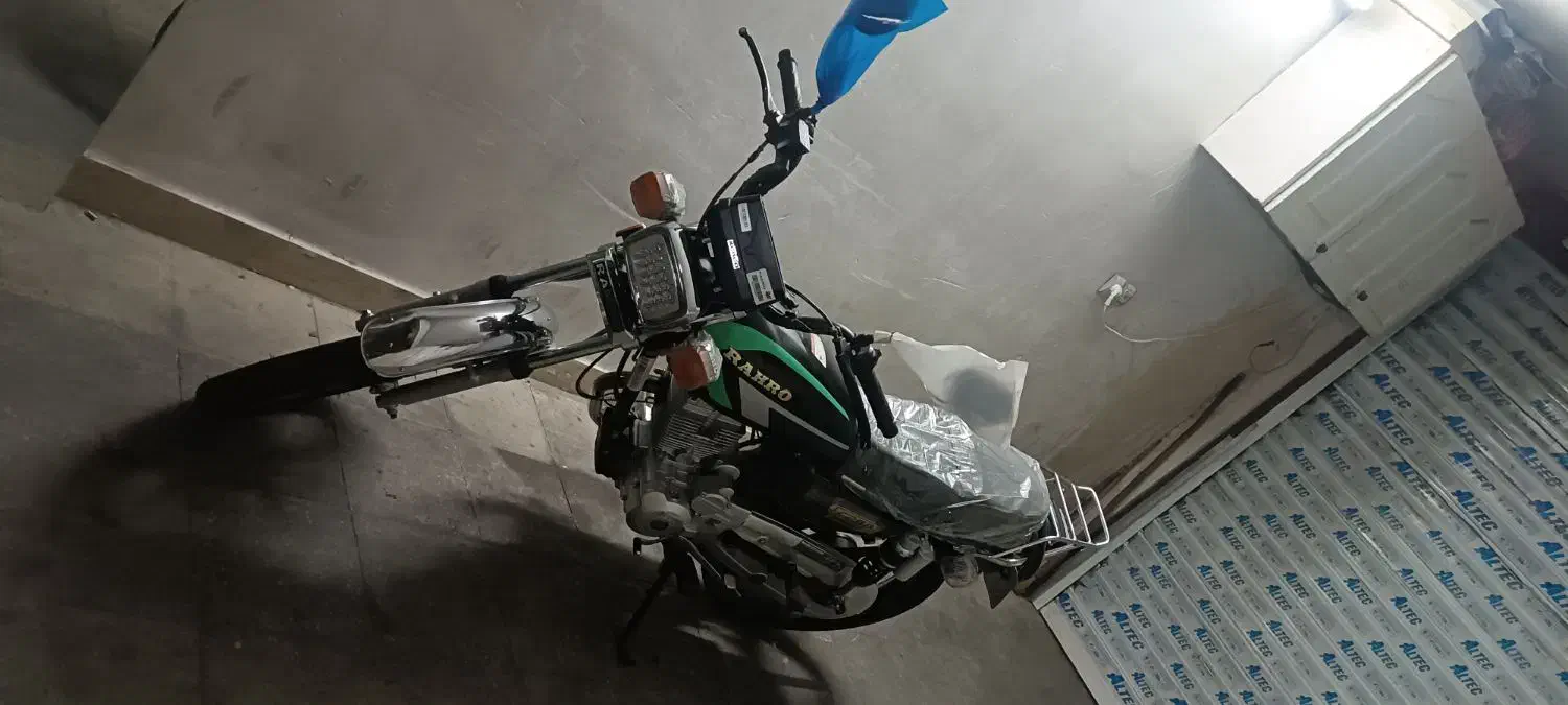 رهرو 200|موتورسیکلت|قدس, شهر‌قدس|دیوار