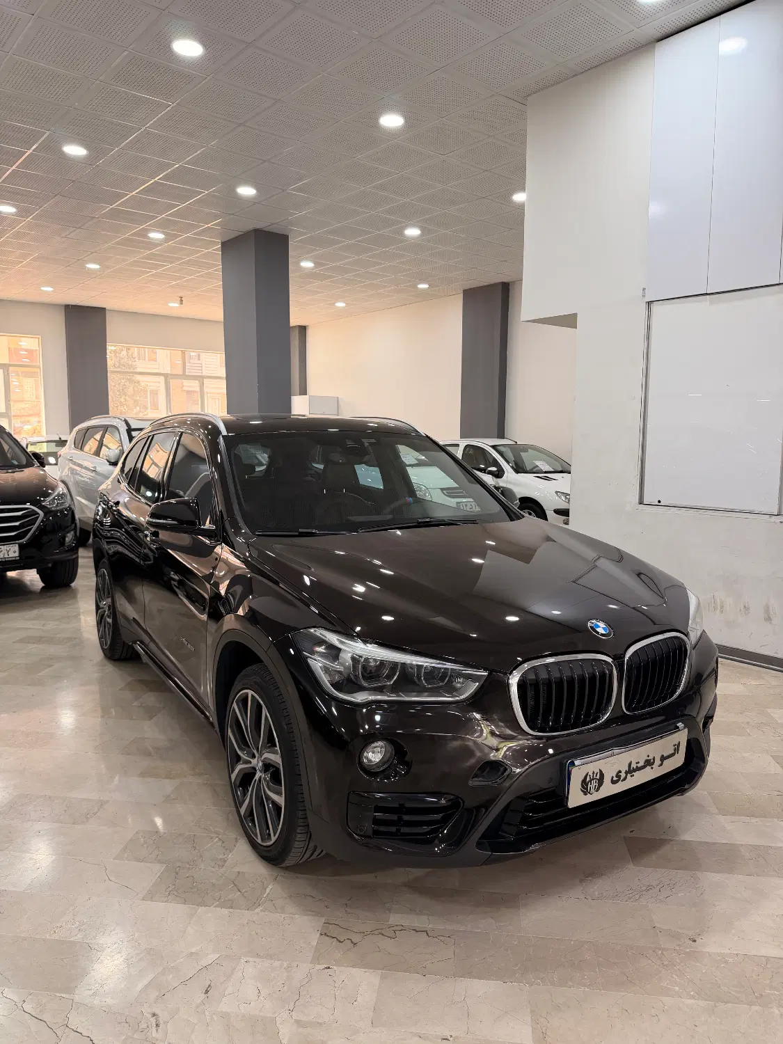 Bmw-x1-مدل 2016-|خودرو سواری و وانت|تهران, شاهین|دیوار