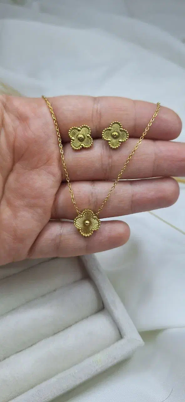 بدلیجات|زیورآلات و اکسسوری|رشت, نخودچر|دیوار