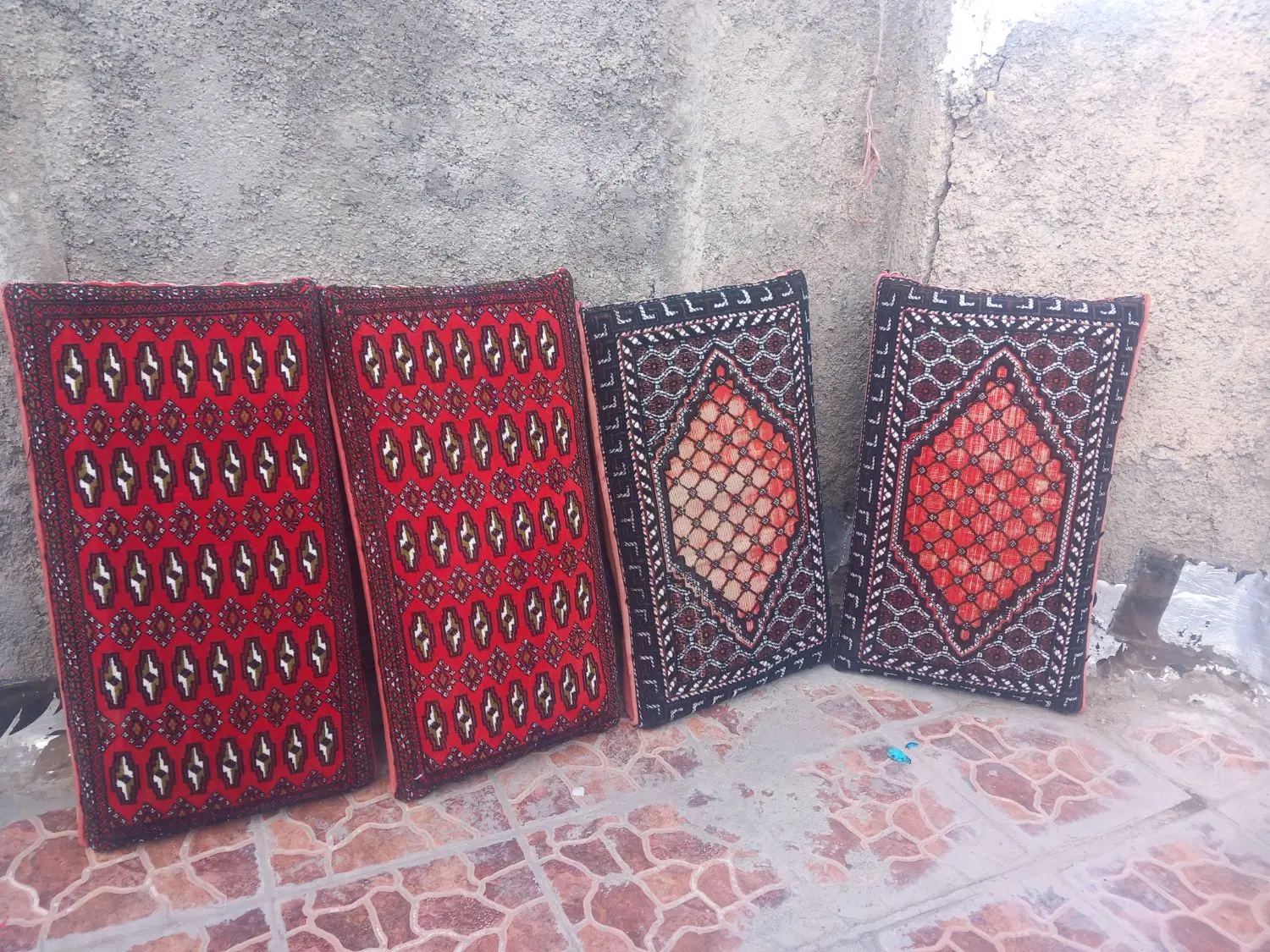 پشتی|پشتی|چناران, |دیوار