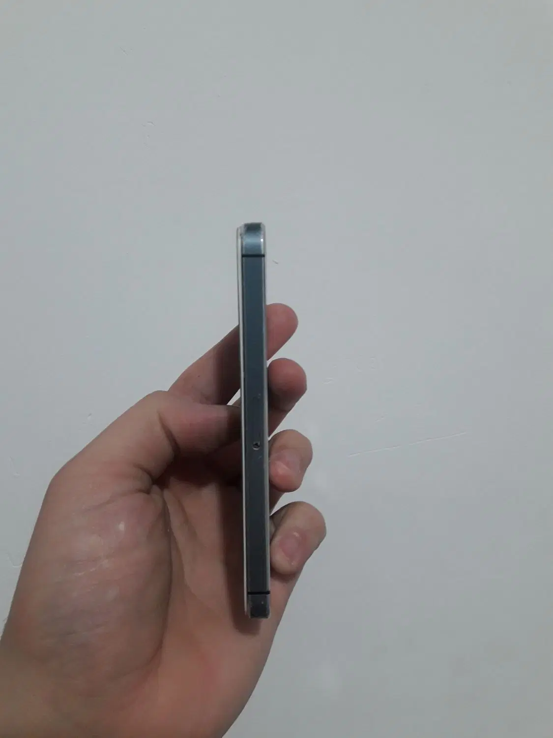 iphone 5 16G|موبایل|رشت, منظریه|دیوار