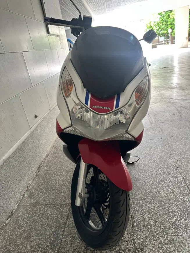 Honda pcx 2015 HRC sp|موتورسیکلت|شیراز, شهرک دارایی|دیوار