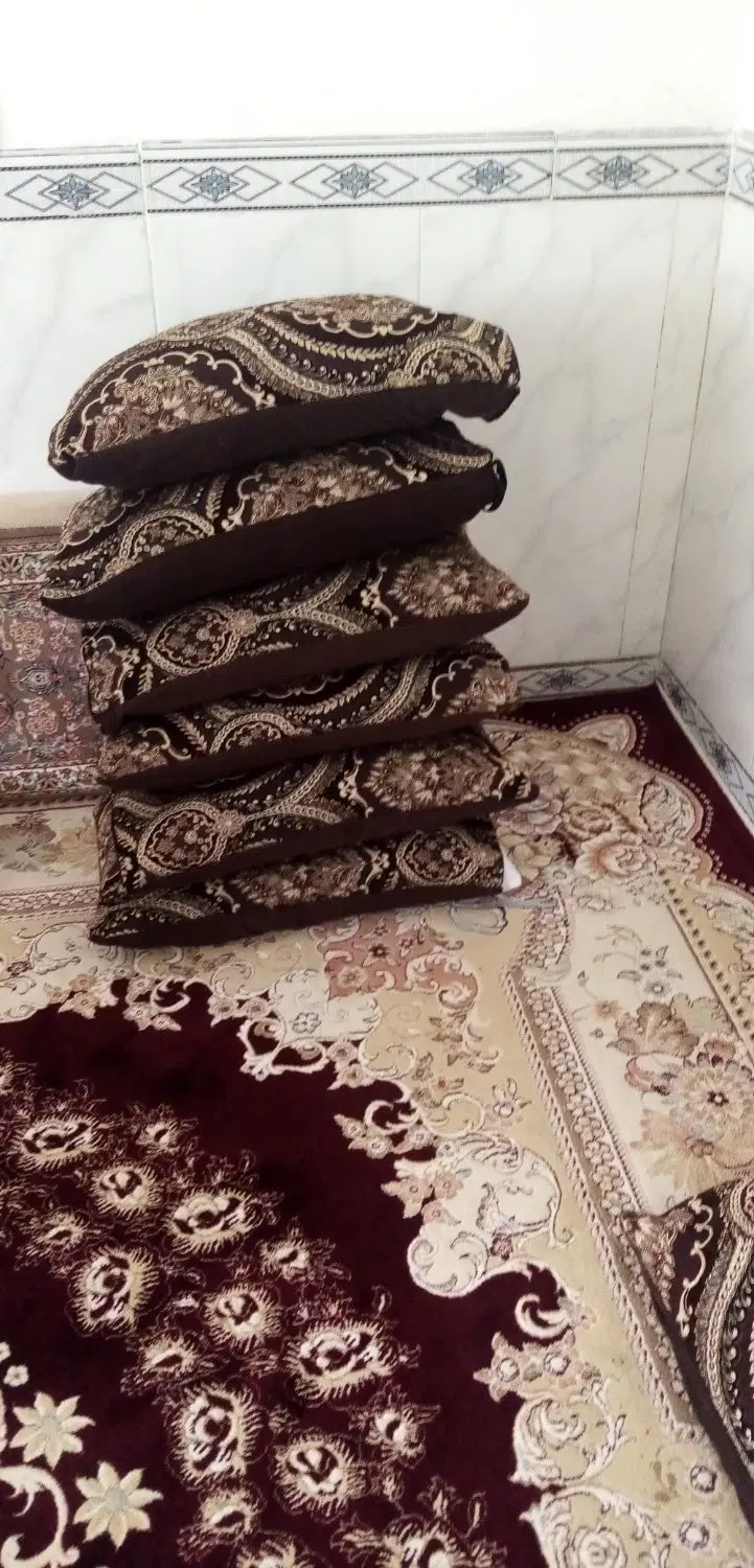 بالشت|رختخواب، بالش، پتو|سرپل ذهاب, |دیوار