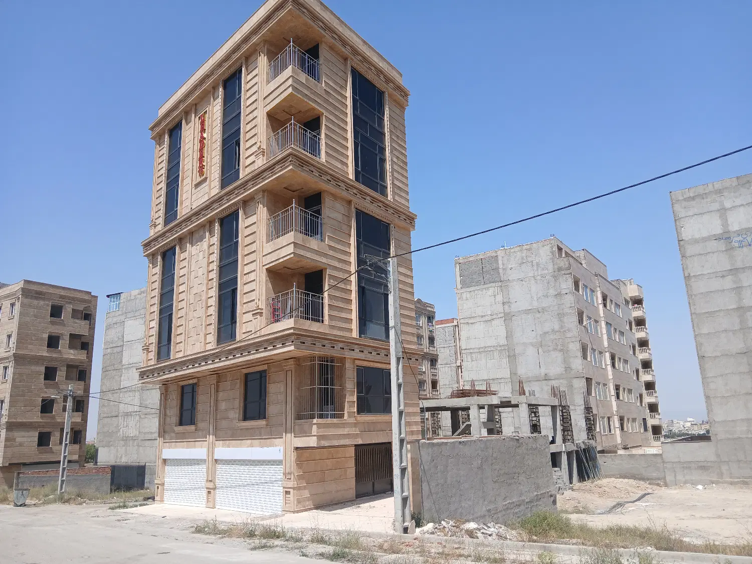 آپارتمان  ۱۰۰ متری نادری|فروش آپارتمان|اردبیل, |دیوار