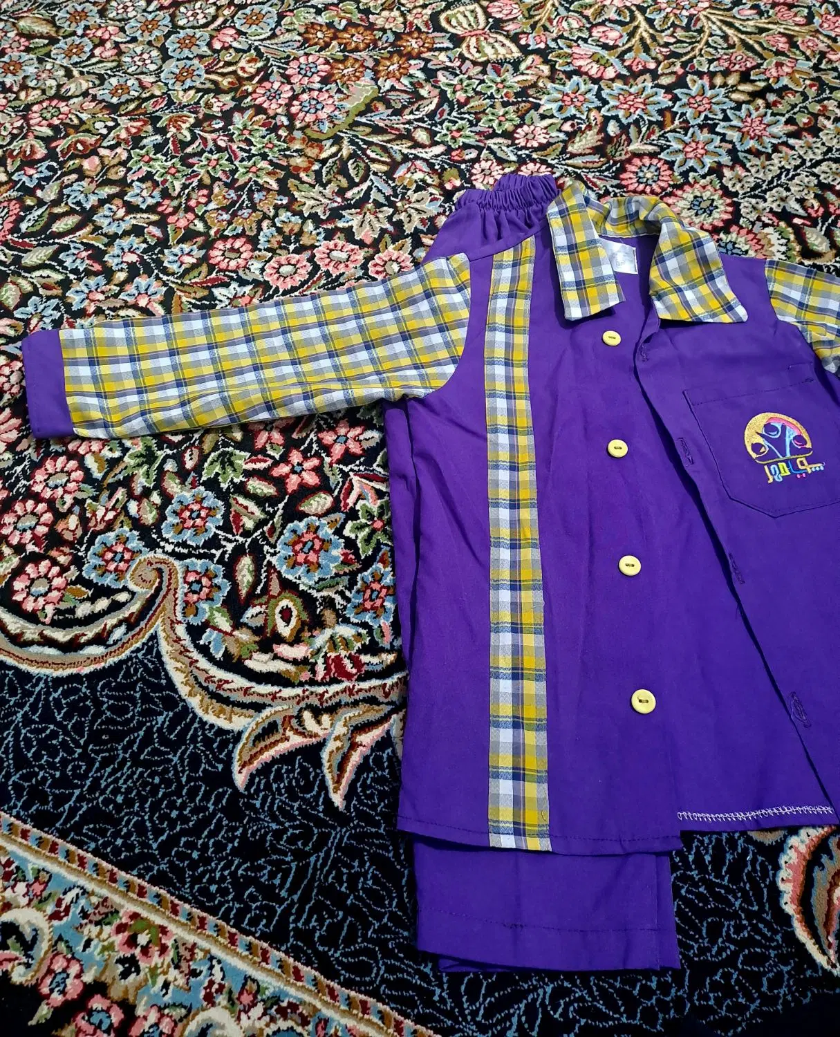 لباس|کفش و لباس بچه|سیرجان, |دیوار