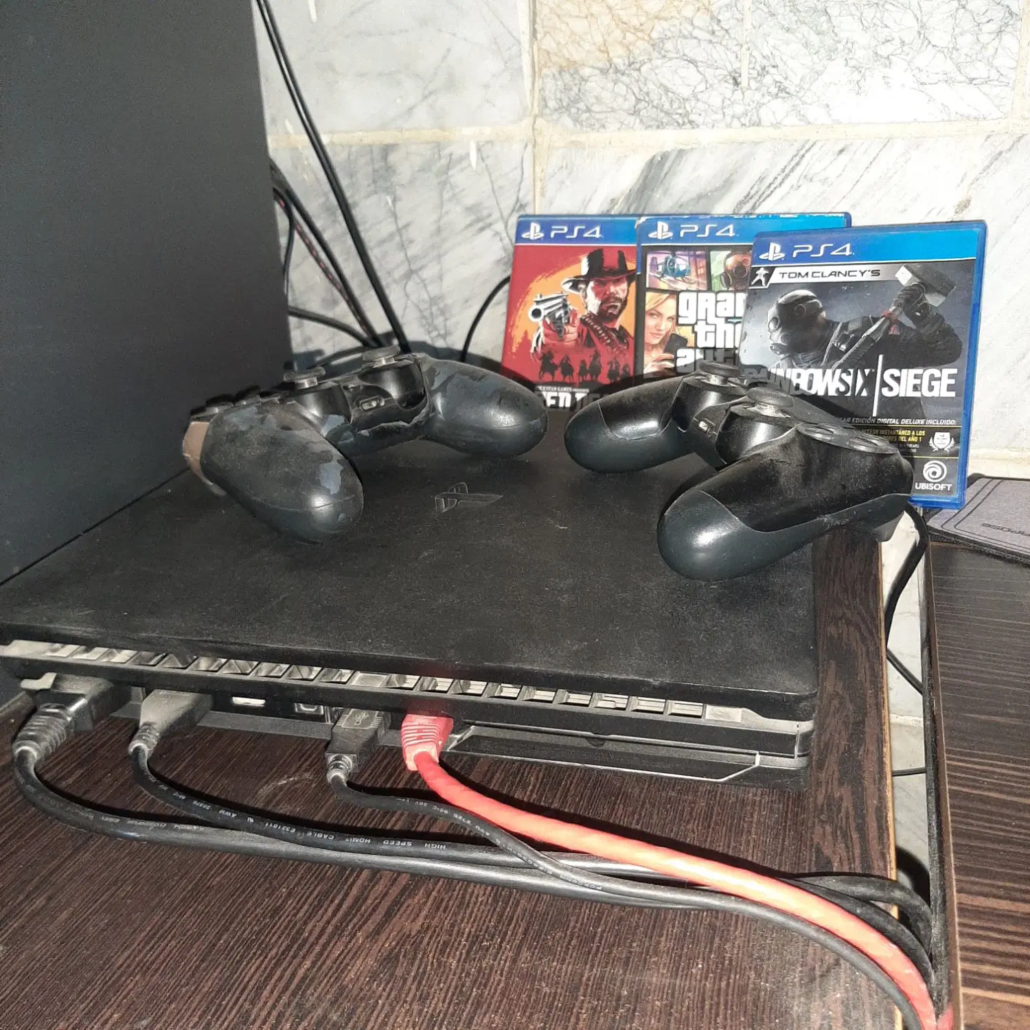 ps4 pro 2dste   ba crounusmax + 3ta bazi|کنسول، بازی ویدئویی و آنلاین|اسلام‌شهر, شهرک قائمیه|دیوار