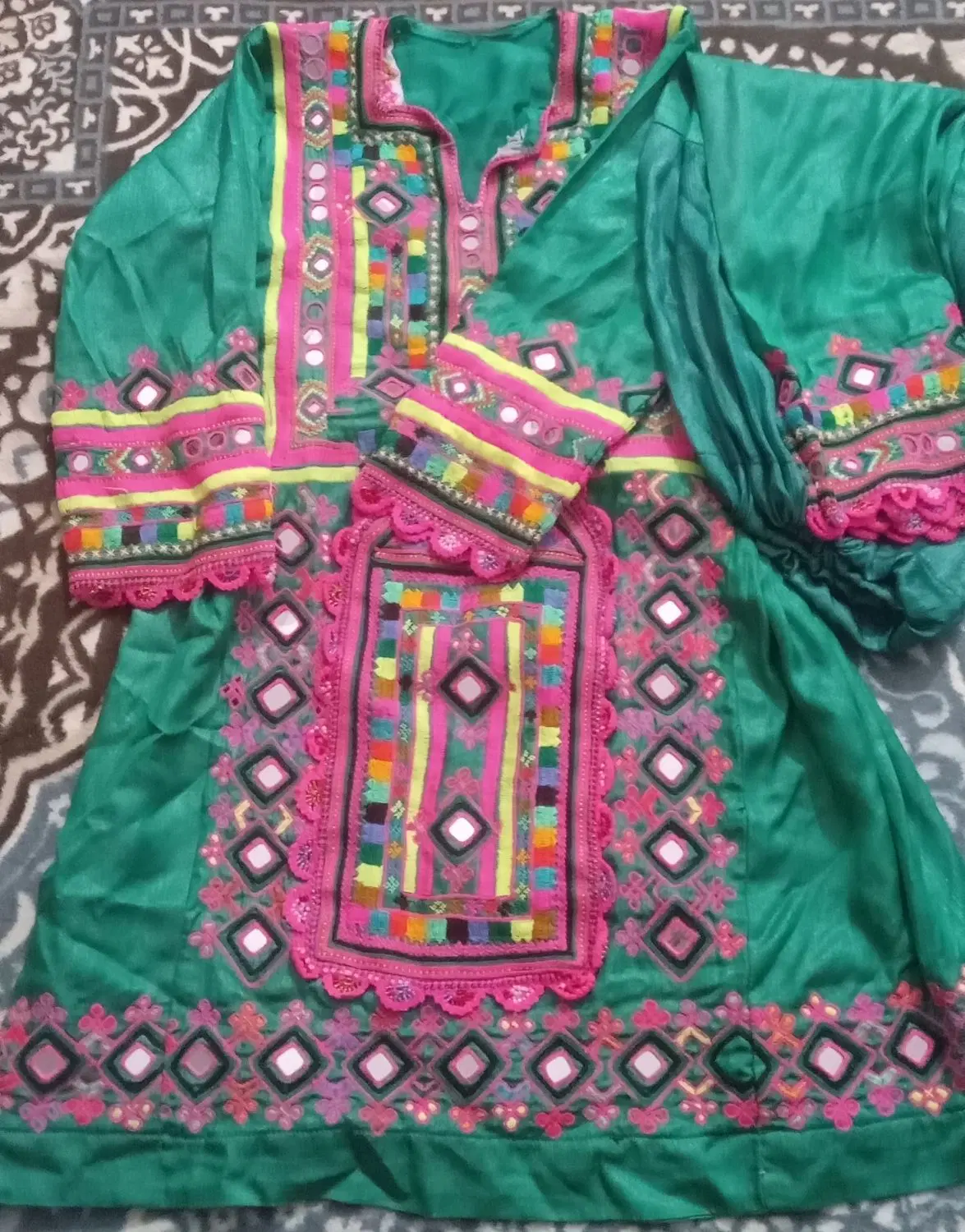 لباس|کفش و لباس بچه|ایرانشهر, |دیوار