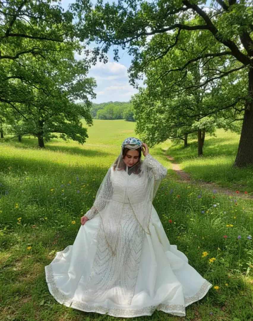 لباس محلی|لباس|شیراز, شاهچراغ|دیوار