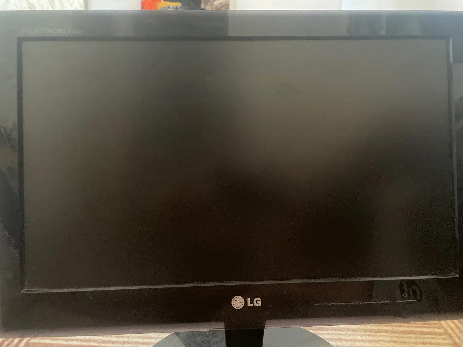 مانیتور|رایانه رومیزی|بوشهر, |دیوار