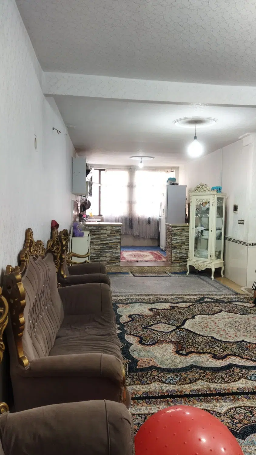 96متر ،دو خواب، غرق نور دلباز، طبقه اول|فروش آپارتمان|رباط‌کریم, نصیرشهر|دیوار