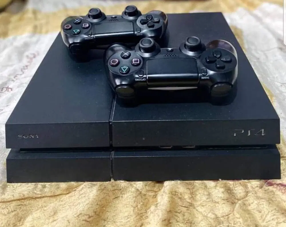 PS4 FAT تمیز|کنسول، بازی ویدئویی و آنلاین|اصفهان, باغ نگاره|دیوار