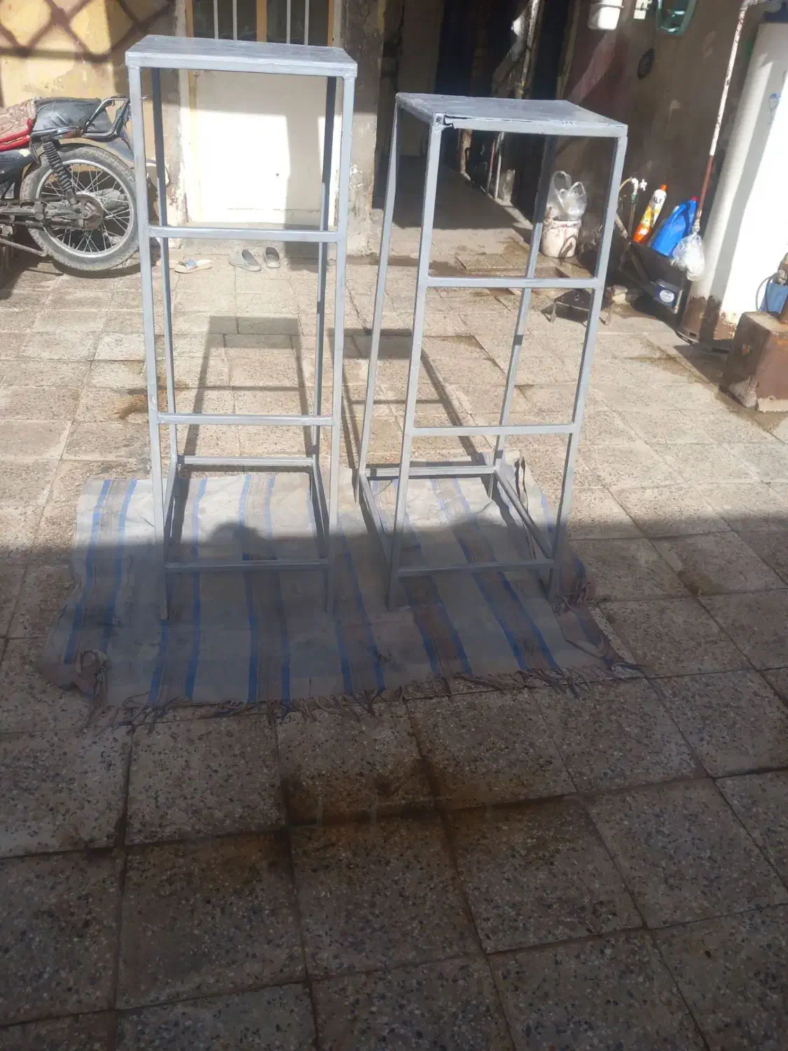 چهار پایه|صندلی و نیمکت|سوسنگرد, |دیوار