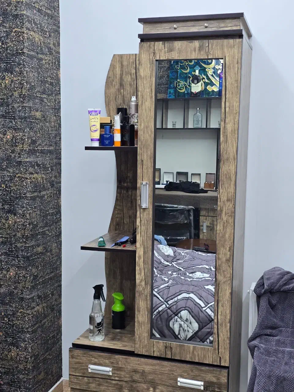 تخت کمد|تخت و سرویس خواب|شیراز, جوادیه|دیوار