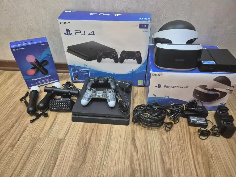 PS4 Slime و VR|کنسول، بازی ویدئویی و آنلاین|مراغه, |دیوار