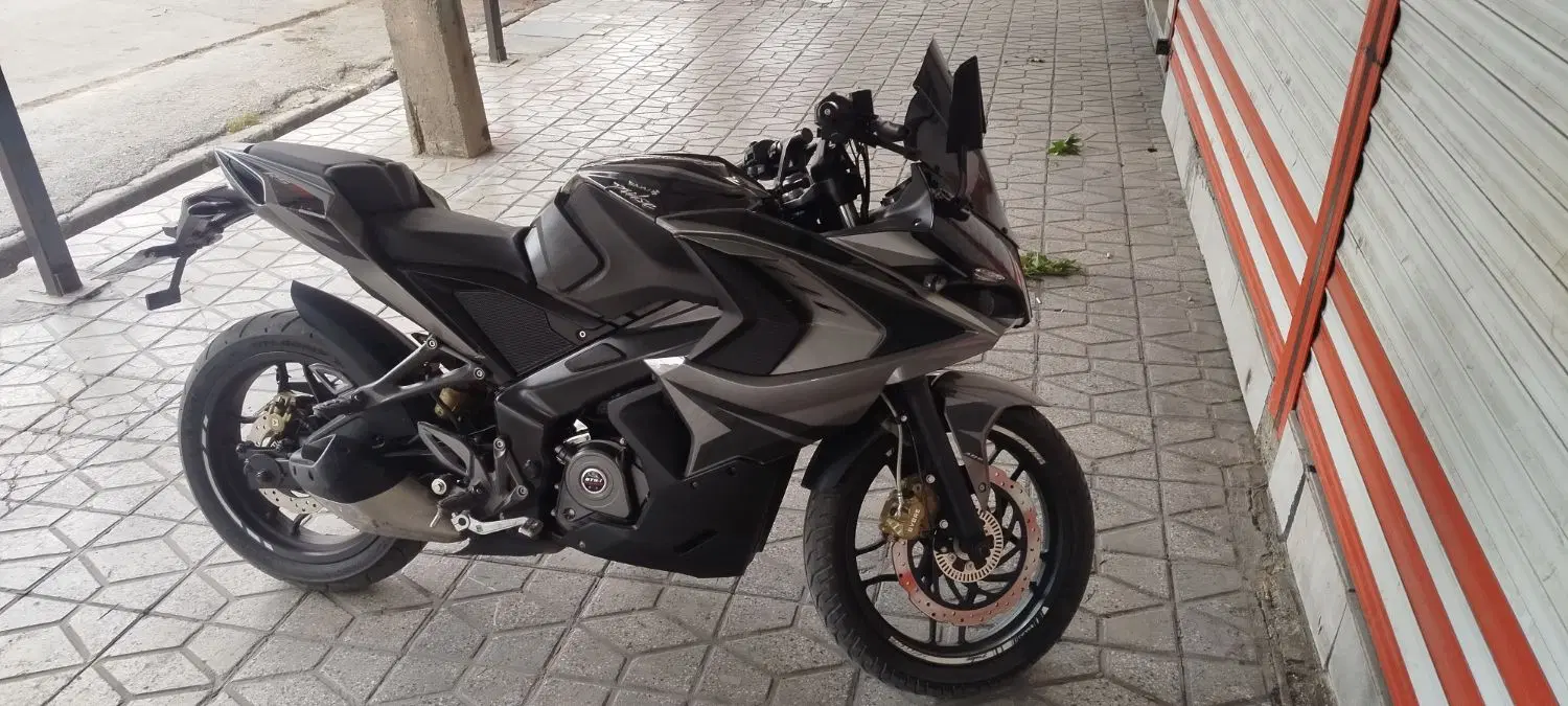 rs200|موتورسیکلت|تهران, هروی|دیوار