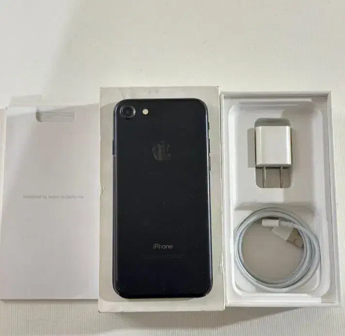 Iphone 7 128g|موبایل|تهران, میرداماد|دیوار