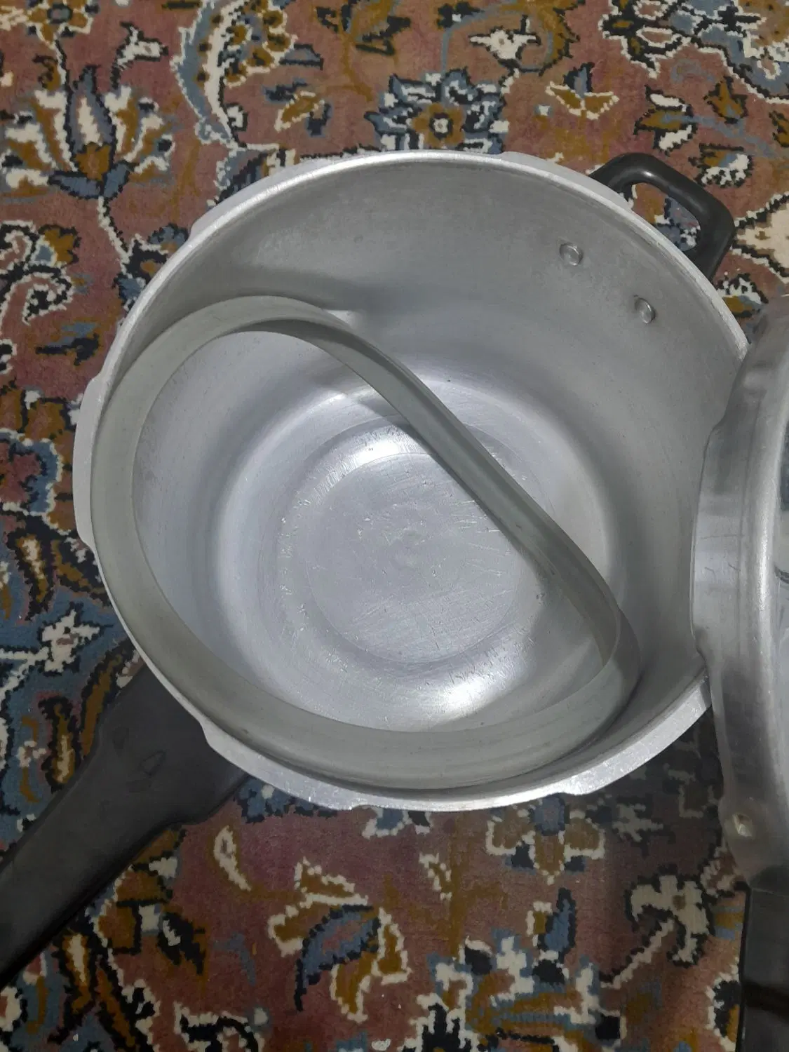 زودپز|ظروف پخت‌وپز|قروه, |دیوار