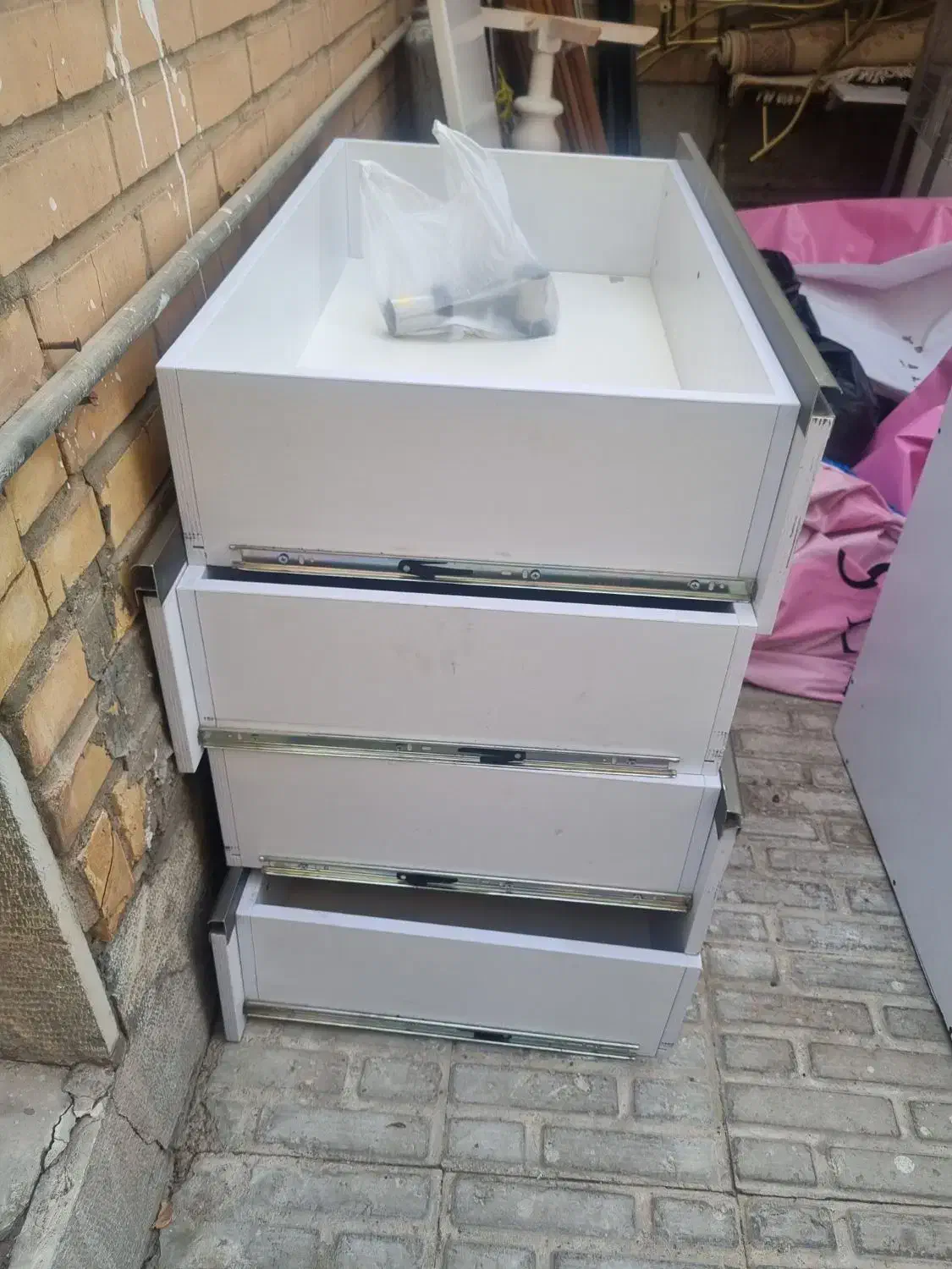 دراور ۴کشو|جاکفشی، کمد، دراور|کرمان, |دیوار