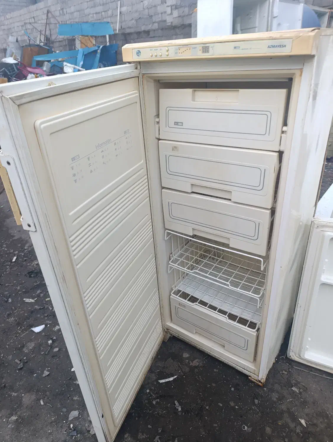 یخچال|یخچال و فریزر|رشت, حومه رشت|دیوار