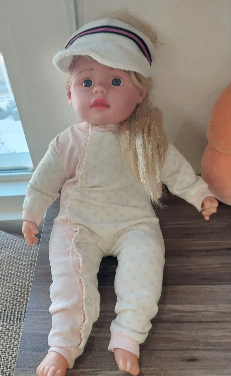 عروسک|اسباب‌بازی بچه|مشهد, زمرد|دیوار