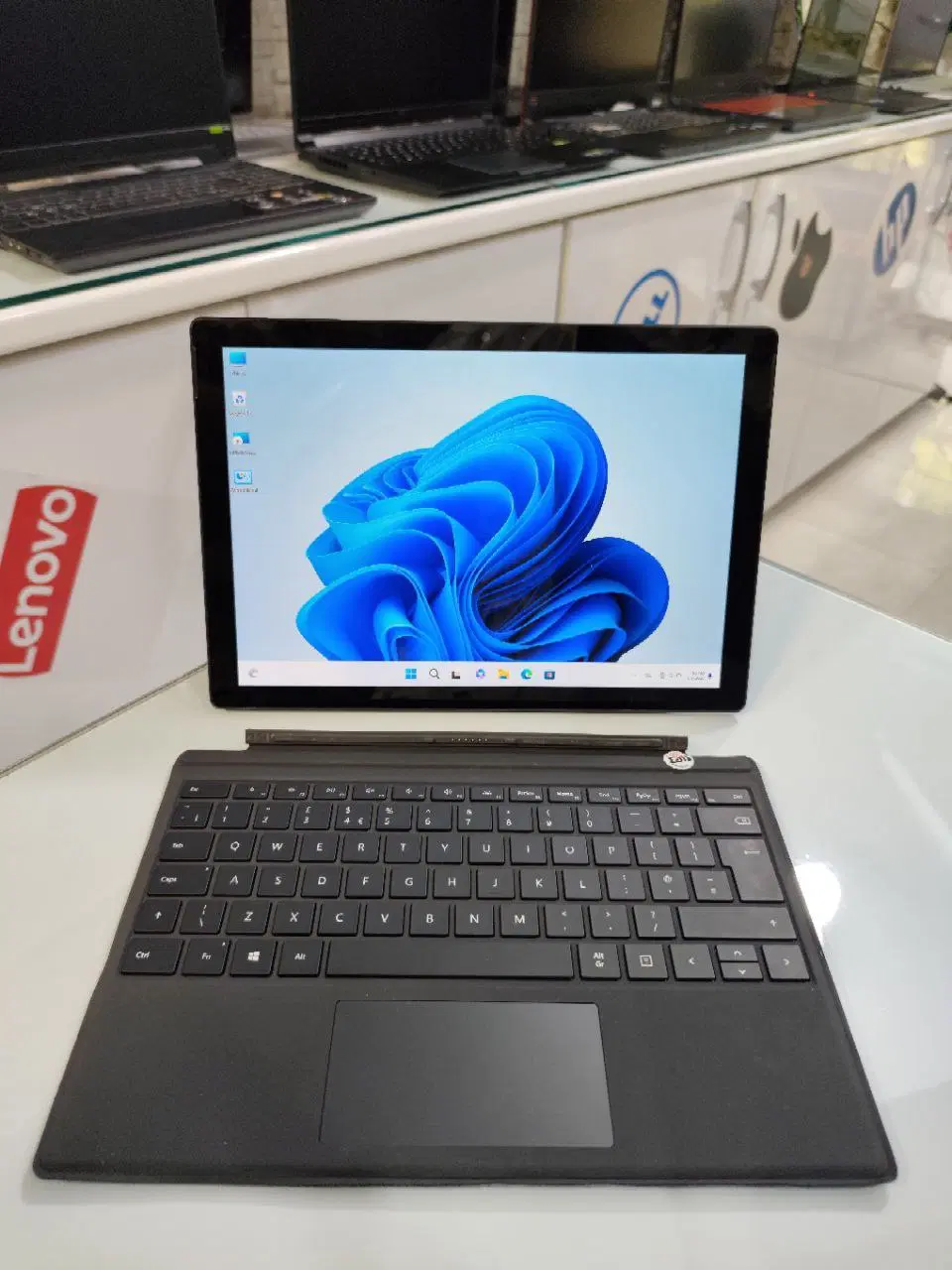 Surface|رایانه همراه|جوانرود, |دیوار