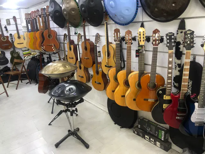 GUITAR FENDER|گیتار، بیس، امپلیفایر|اهواز, کیانپارس |دیوار
