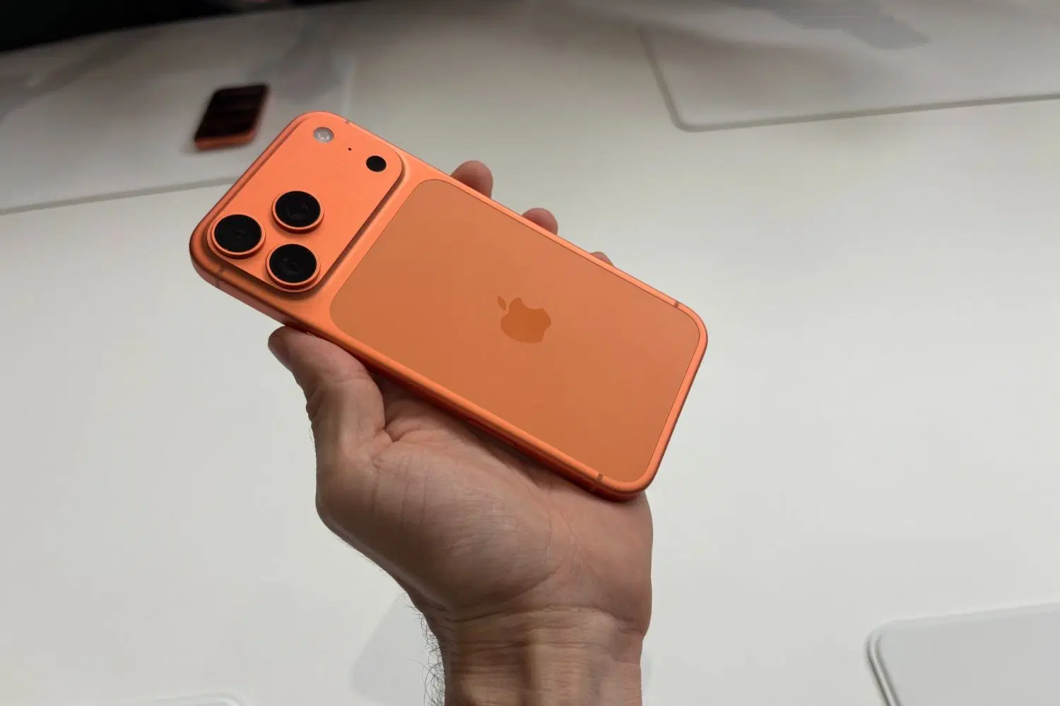 iPhone 17pro max /256/12 not Active|موبایل|بندر کنگان, |دیوار